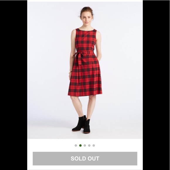 SOLD L.L. BEAN Signature Flannel Plaid Dress, 4P - Picture 5 of 8